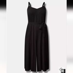 Torrid Jumpsuit Size 0 (12)